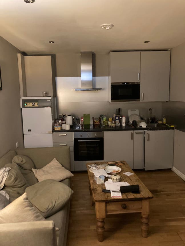Spacious Double Room in Shepherd’s Bush Main Photo
