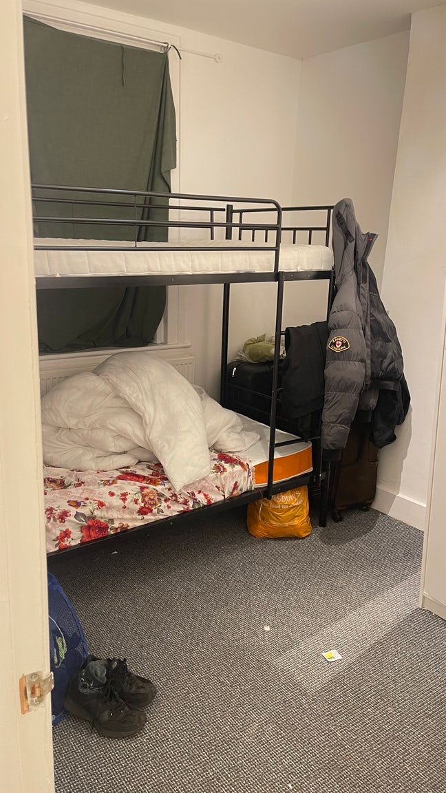 🛏️Bed Space Availble near East Croydon Station Main Photo