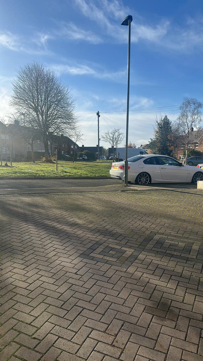 Spacious En-Suite Room Available  Main Photo