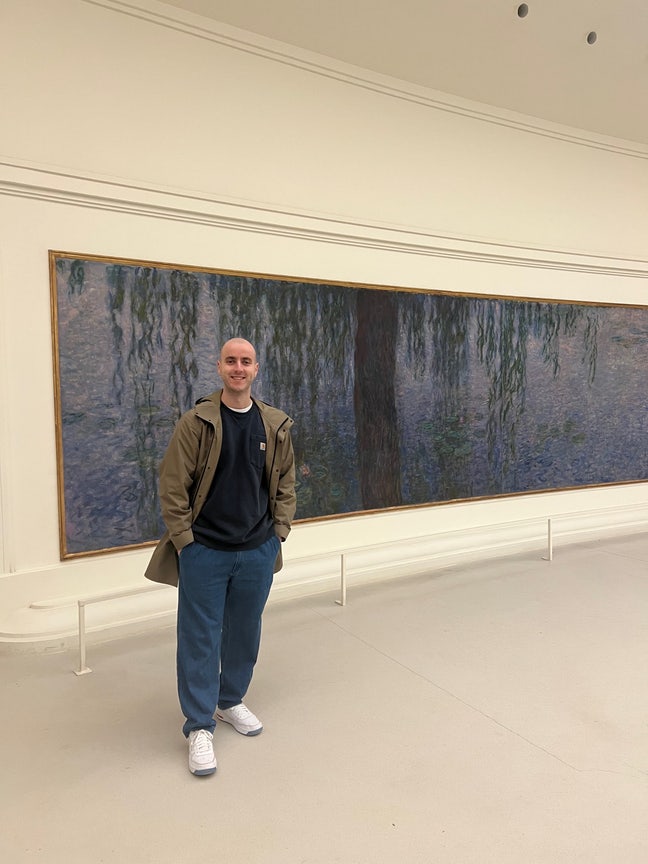 Professional seeks a double room in sociable house Main Photo