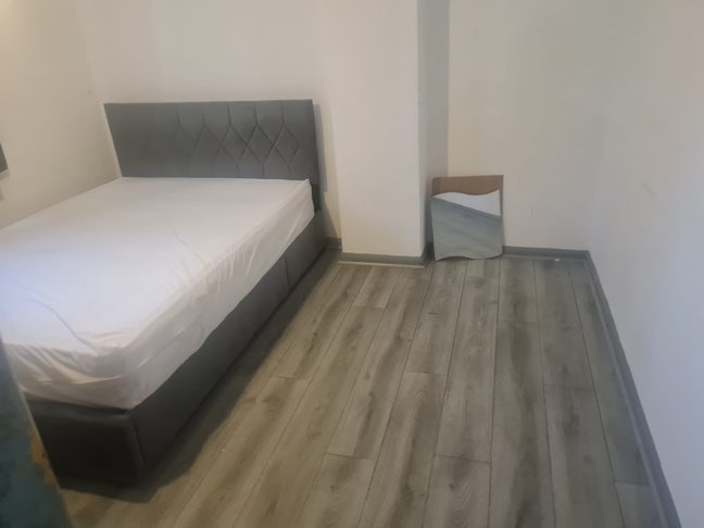 Lovely double room bigger than  Main Photo