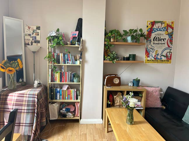 Cozy room in 2-bed in Finsbury Park/Highbury area  Main Photo