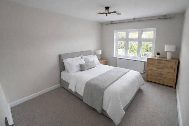 Lovely Double Bedroom Available in Romford Main Photo