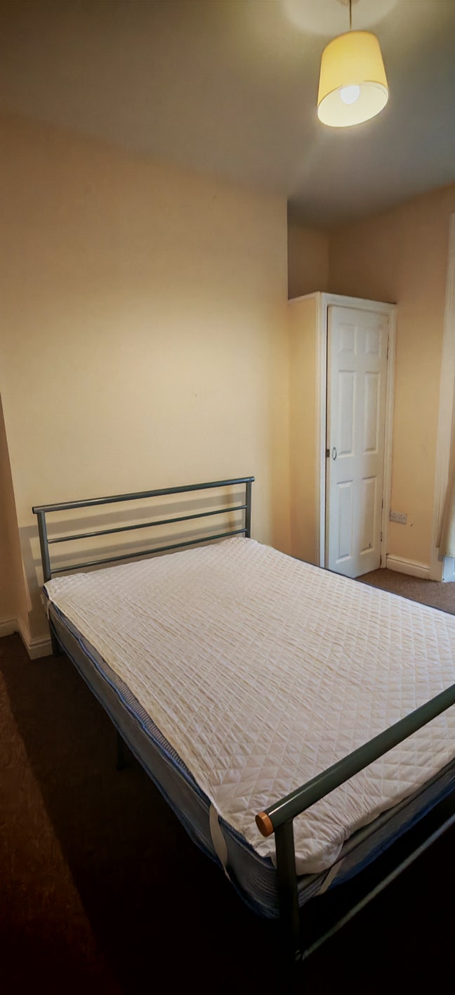 Rooms Available  Main Photo