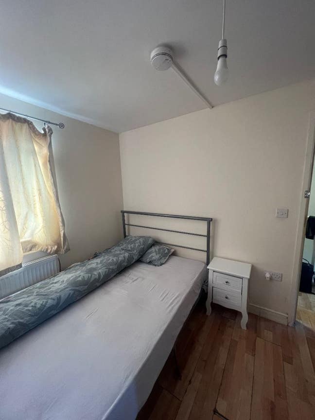 Semi-Double Room to Rent – Barking IG11 Main Photo