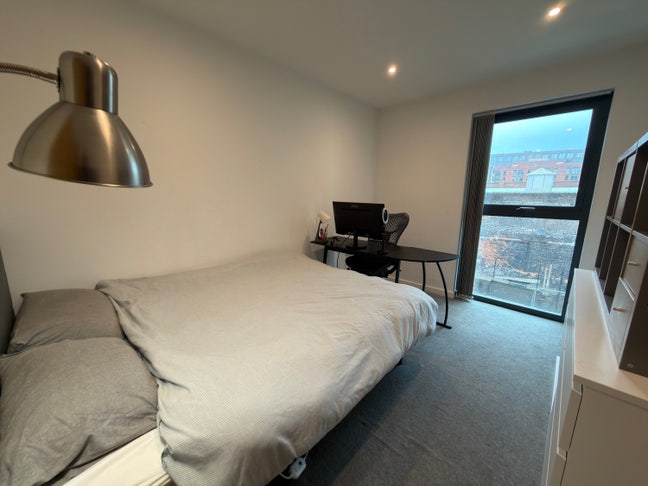 En-Suite Double Room Shared flat | City Centre Main Photo