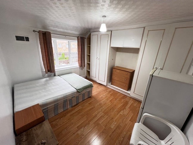 ✨ 🛏️ Spacious double room to let- Wembley Main Photo