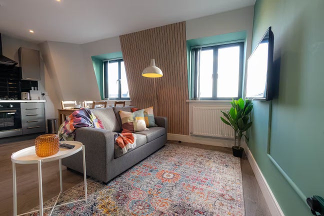 L 1-bedroom flat to rent in Kentish Town  Main Photo