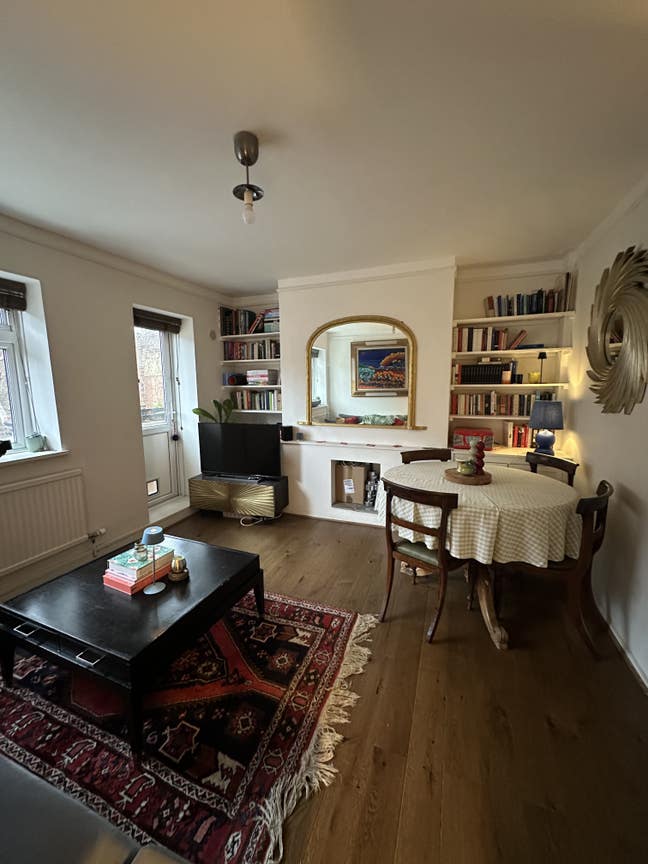 Finsbury Park room available in a 2 bed flat Main Photo