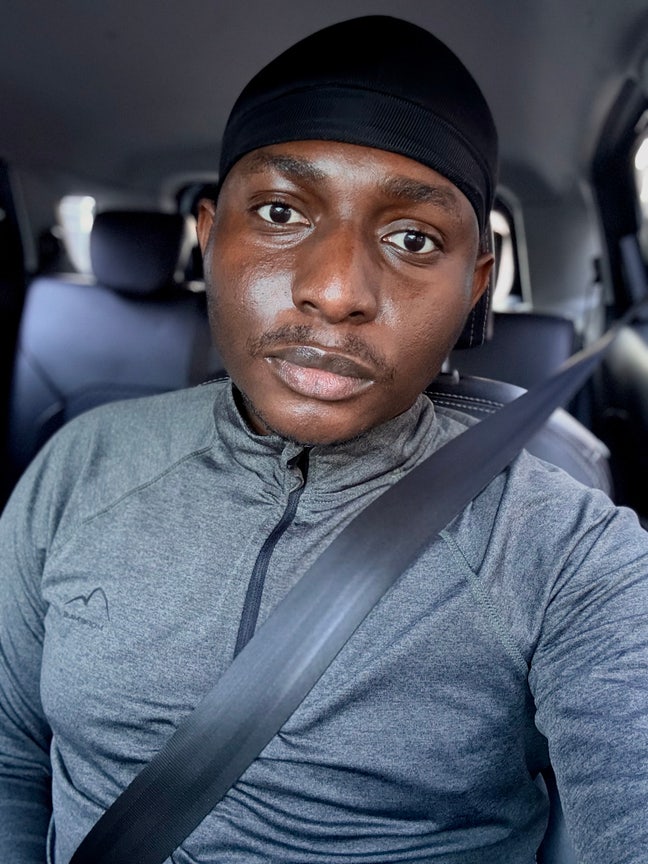 Professional Male seeks a single or double room Main Photo