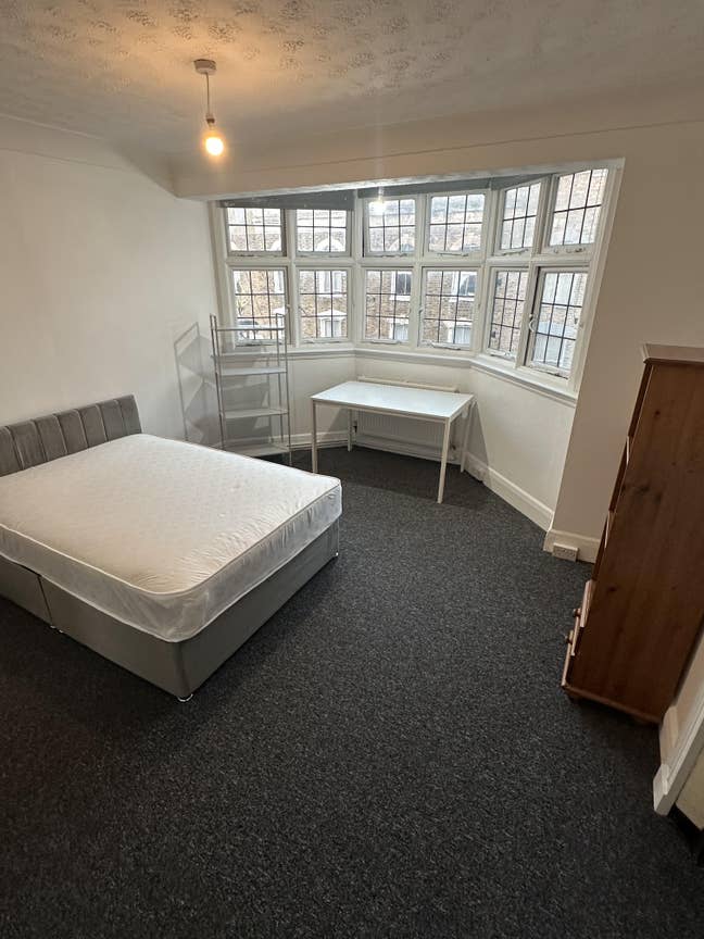 Big Double Rooms Main Photo