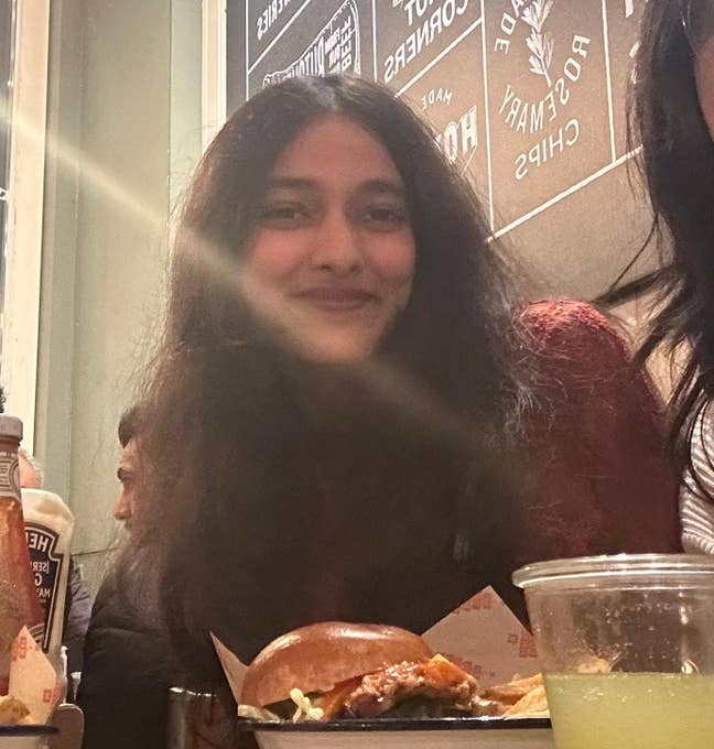 Looking for 2 rooms in London starting January! Main Photo