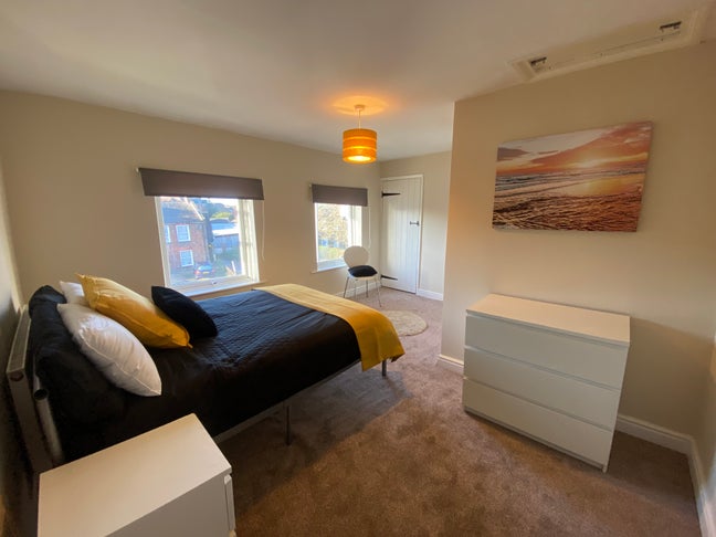 King’s Lynn , town centre, en-suite room  Main Photo