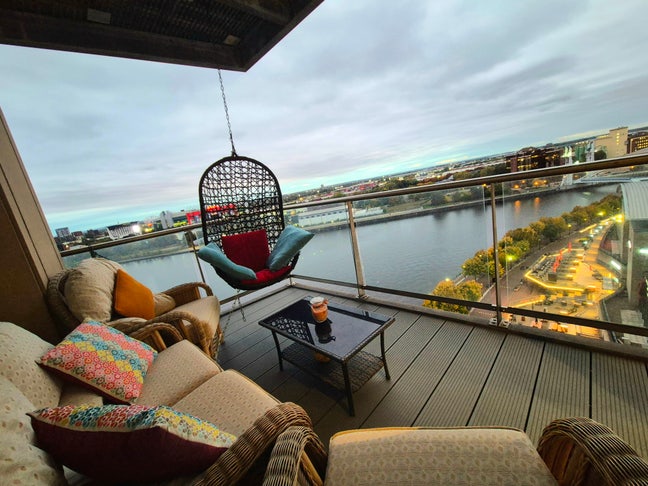 Spacious, Ensuite, Media City, Awesome waterviews Main Photo