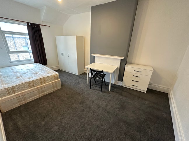 Single Room – W10 Harrow road Main Photo