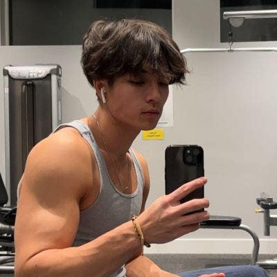 Looking for a Room Main Photo