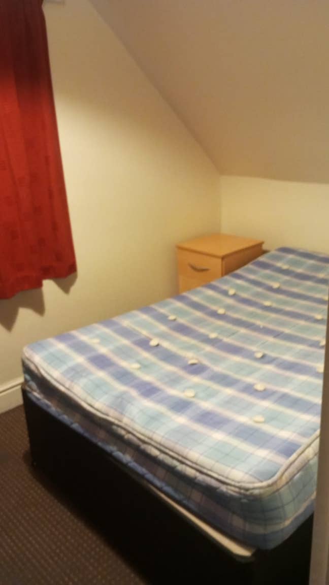 En Suite Double Room in Cowley Main Photo