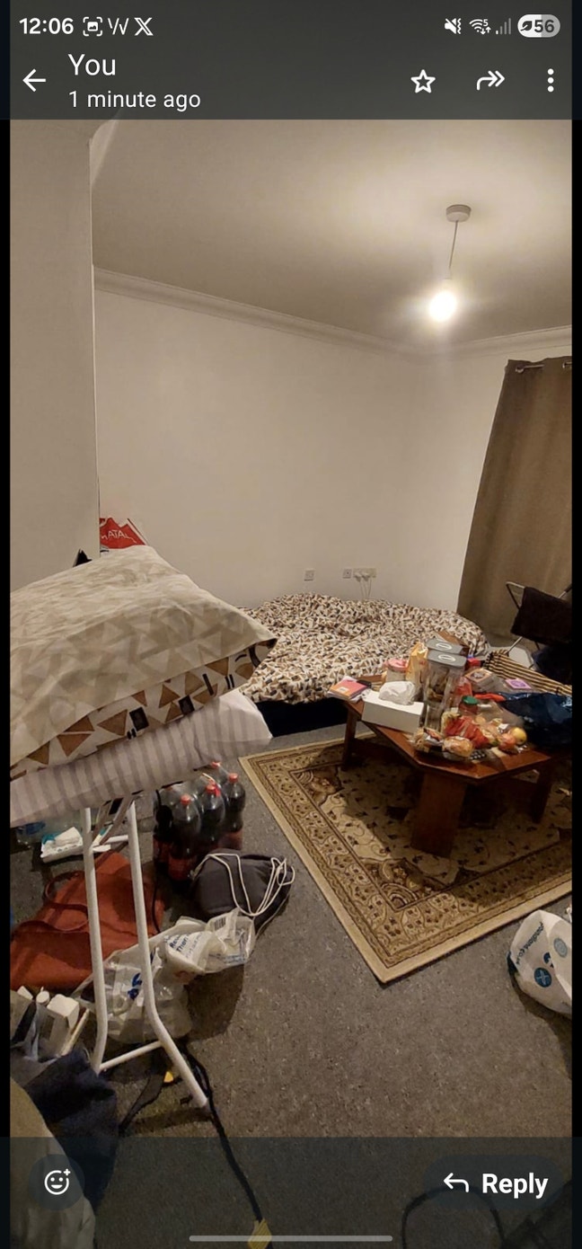 Looking for compatible person to share my space wi Main Photo