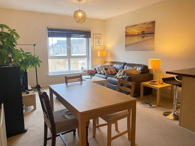 Double Bedroom with En-Suite Available for Rent Main Photo