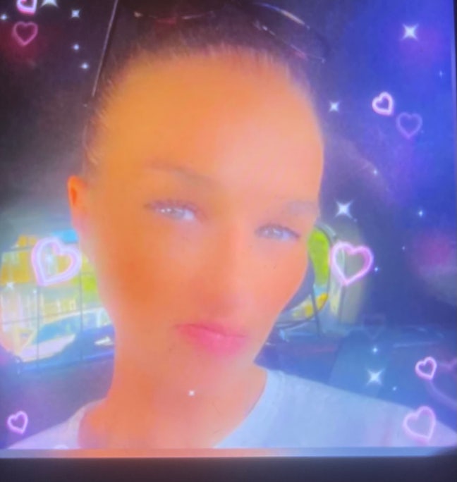 Me and my partner are looking for a double room Main Photo