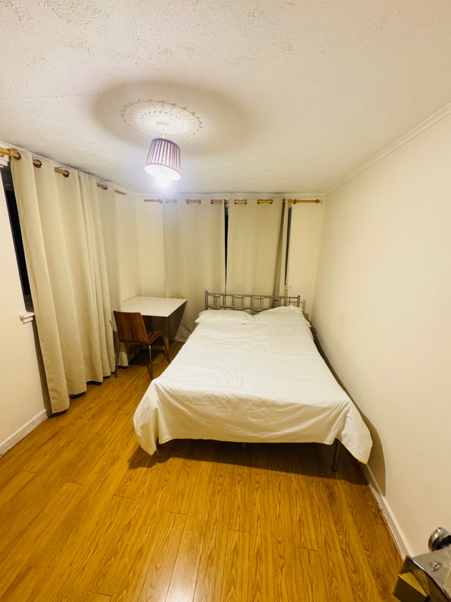 Double room in a 3 bhk  Main Photo