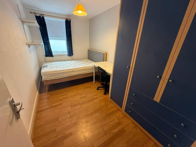 All Bills Included Room in NG7 1HP Main Photo