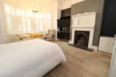 2 Beautiful Large Rooms-Amazing House in Safe Area Main Photo