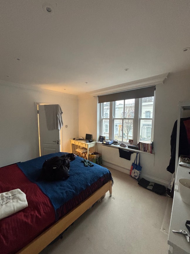 Subletting my room for short term Main Photo