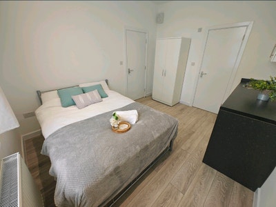 Renovated Spacious Double Studio Main Photo