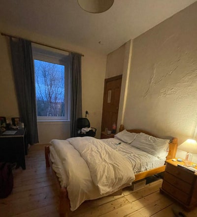 Roommate wanted ASAP in 2 bed flat on Dalry Road Main Photo