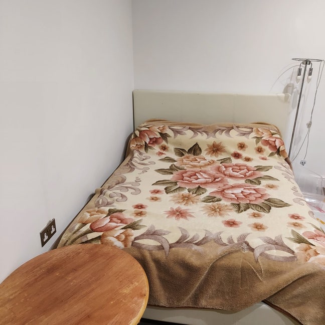 Large furnished en suite room  Main Photo