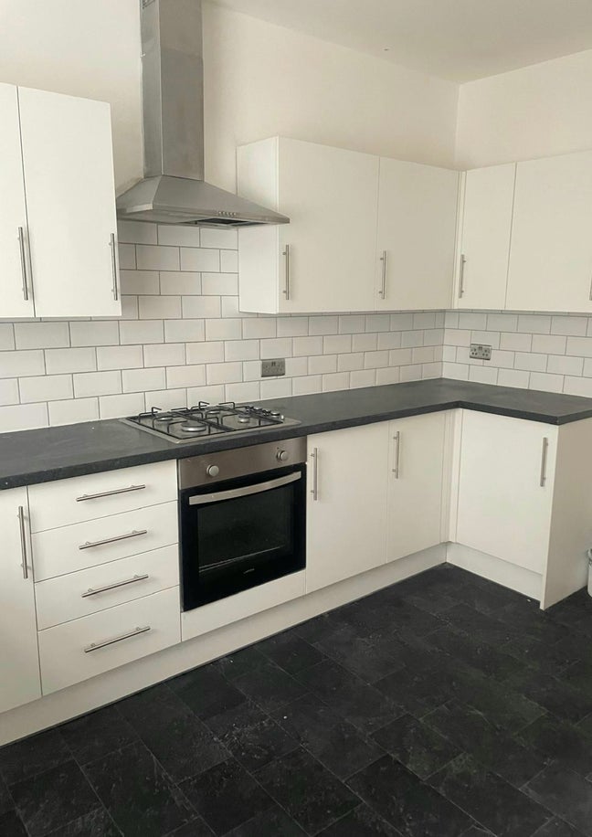 2 Bedroom House, Atheron, Greater Manchester Main Photo