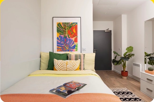 Student Accommodation tenancy takeover Main Photo