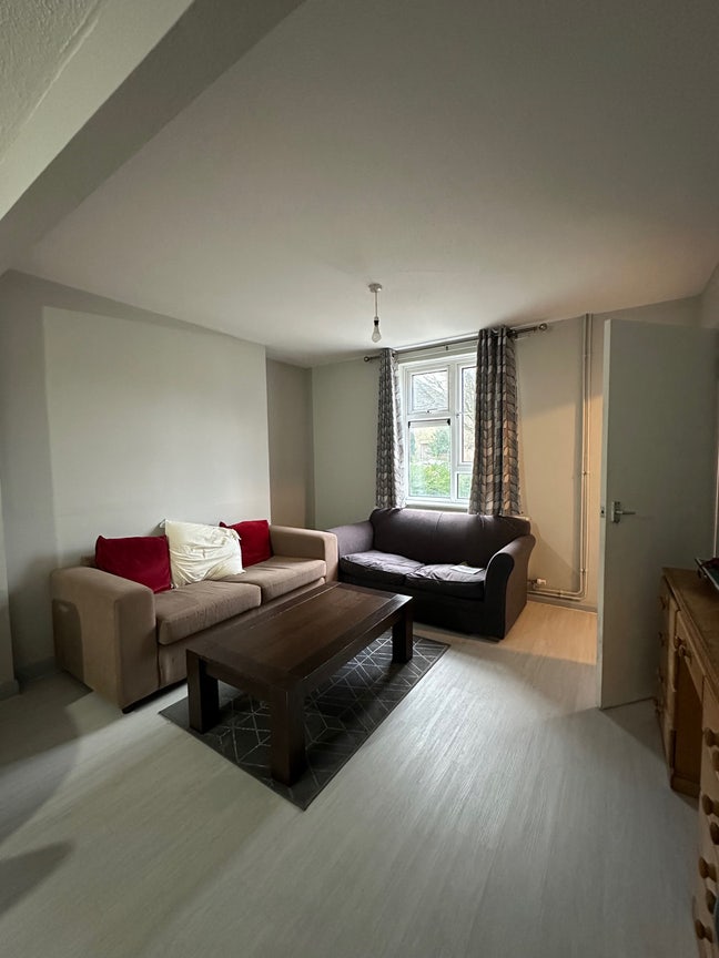 Single room for short stay  Main Photo