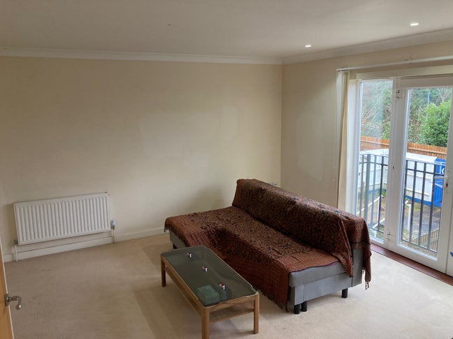 Very large furnished double, spacious modern home Main Photo