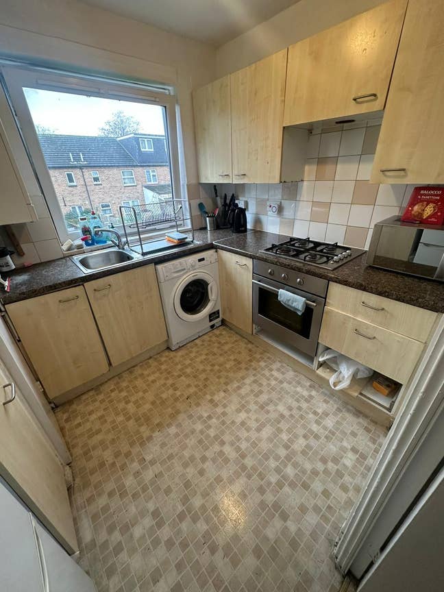 Mile End*Stepney Green*Zone 1*Large Double  Main Photo