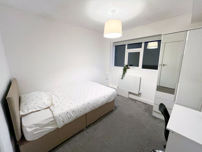 All inclusive double rooms in Beeston ✨ Main Photo