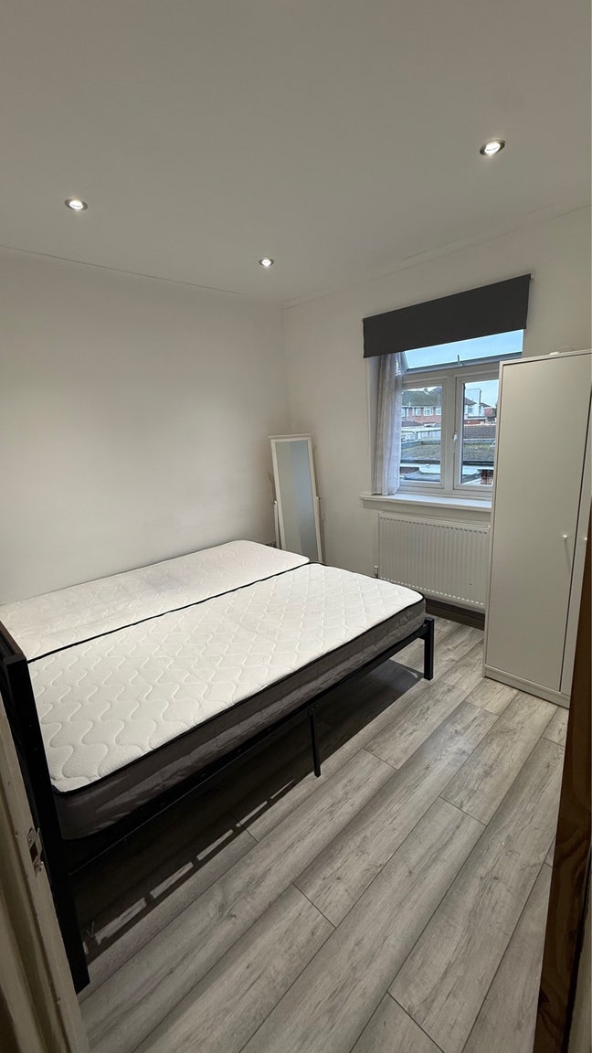 Double room for couple | two boy or girl welcome.  Main Photo