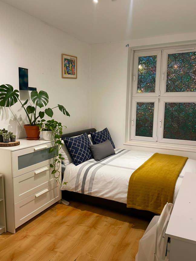 Bright, Quiet Room in Convenient Location Vauxhall Main Photo