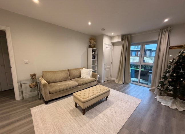 Luxury 1 bed canal facing flat plus terrace Main Photo