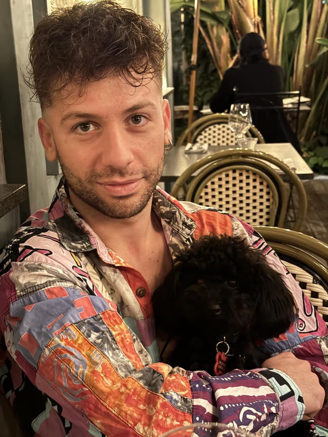 Performers looking for a nice quite room Main Photo