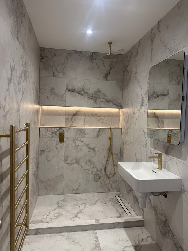 Freshly Renovated Rooms Nearby INEOS / NHS Main Photo