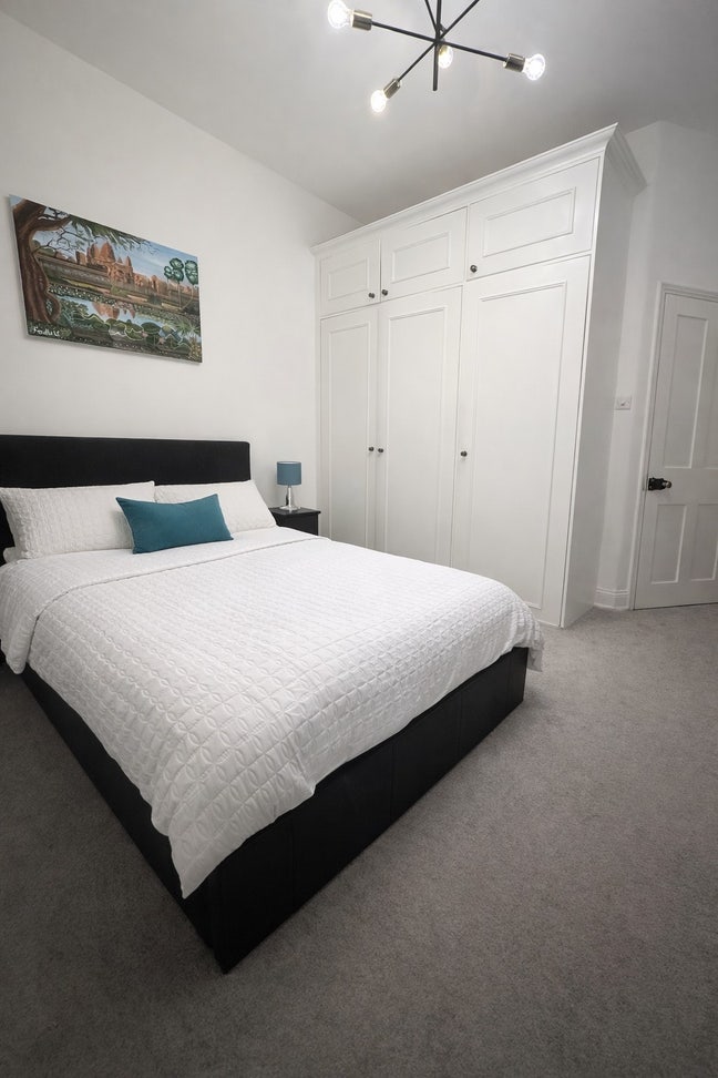 Spacious 2 Double Bed Maisonette with Garden   Main Photo