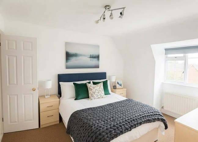 2  Double Rooms – Well-Kept Professional House Main Photo