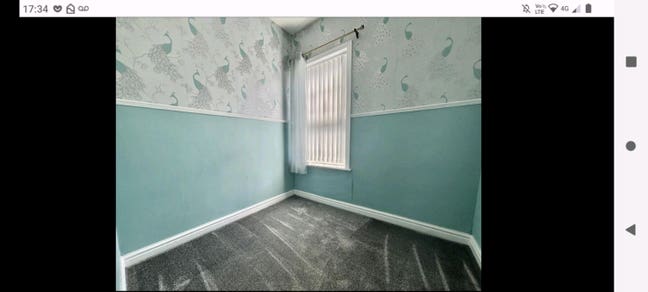 Single room for rent in Brighouse  Main Photo