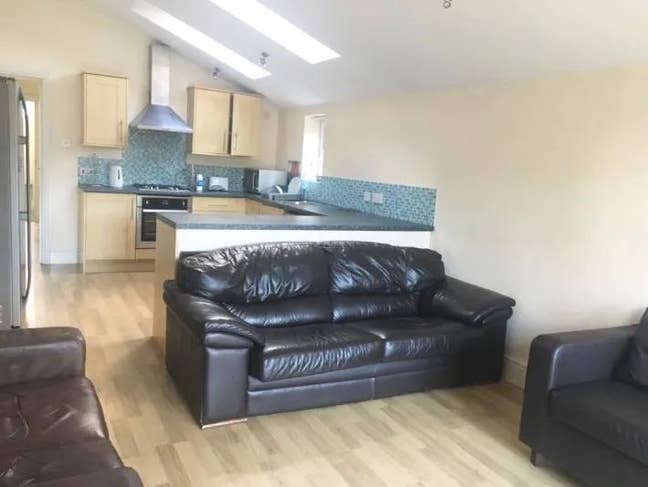 Double Bedroom Main Photo