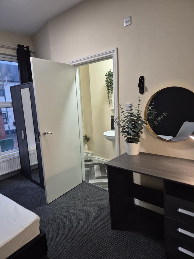 Nottingham Ensuite Rooms for Professionals Main Photo