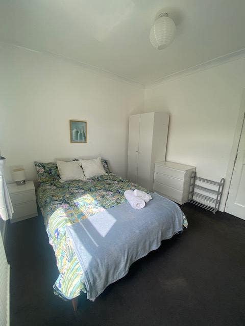 Double Room - No Deposit - Bills Included Main Photo