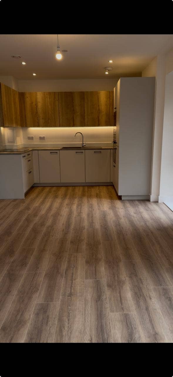 Double Room for Couple – NW9 6GR Main Photo