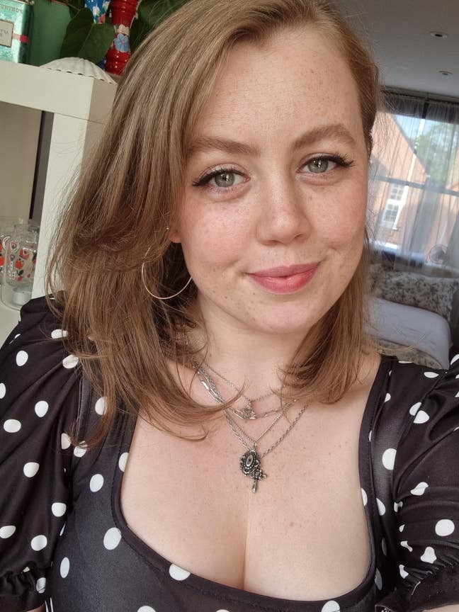 I am a professional cis-woman (she/her) aged ... Main Photo